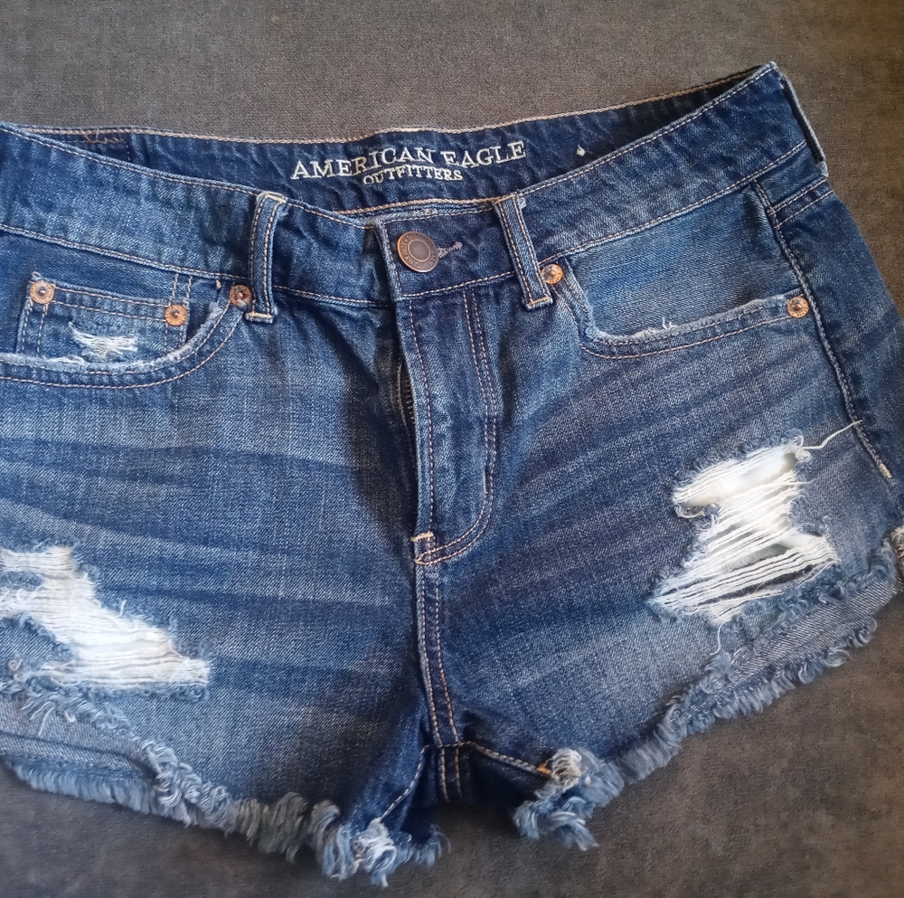 American eagle shorts.